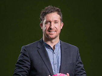 Robbie Fowler's not too ke...